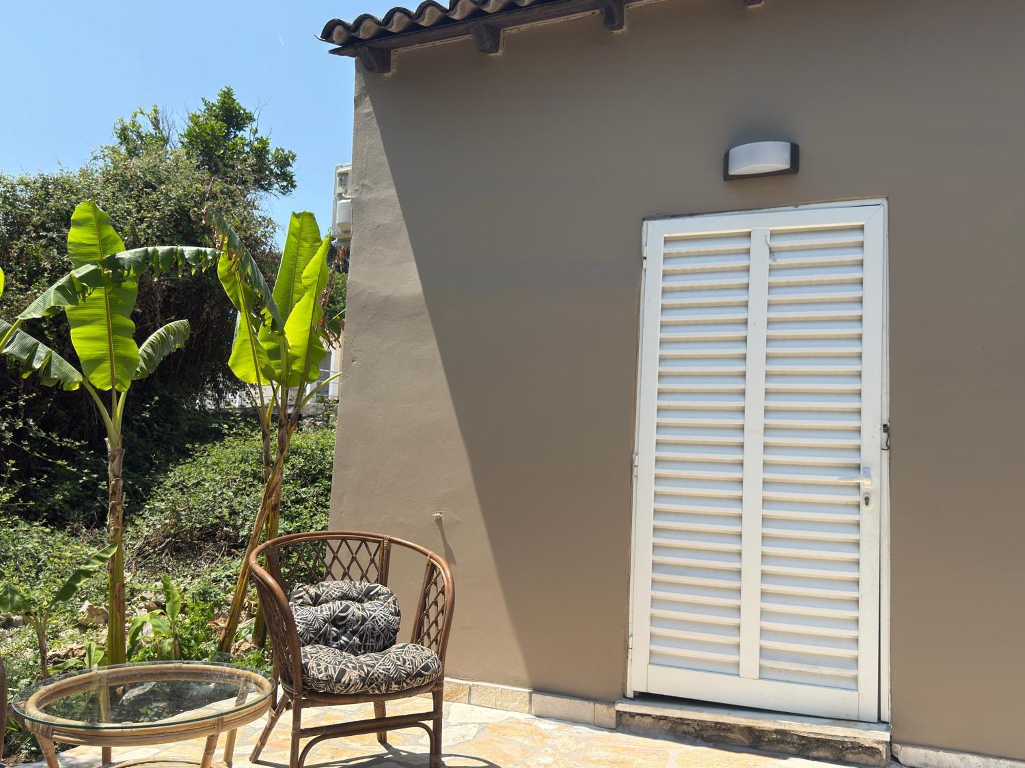 Olga's Sea View - 500m From Ipsos * Pyrgi (Corfu)