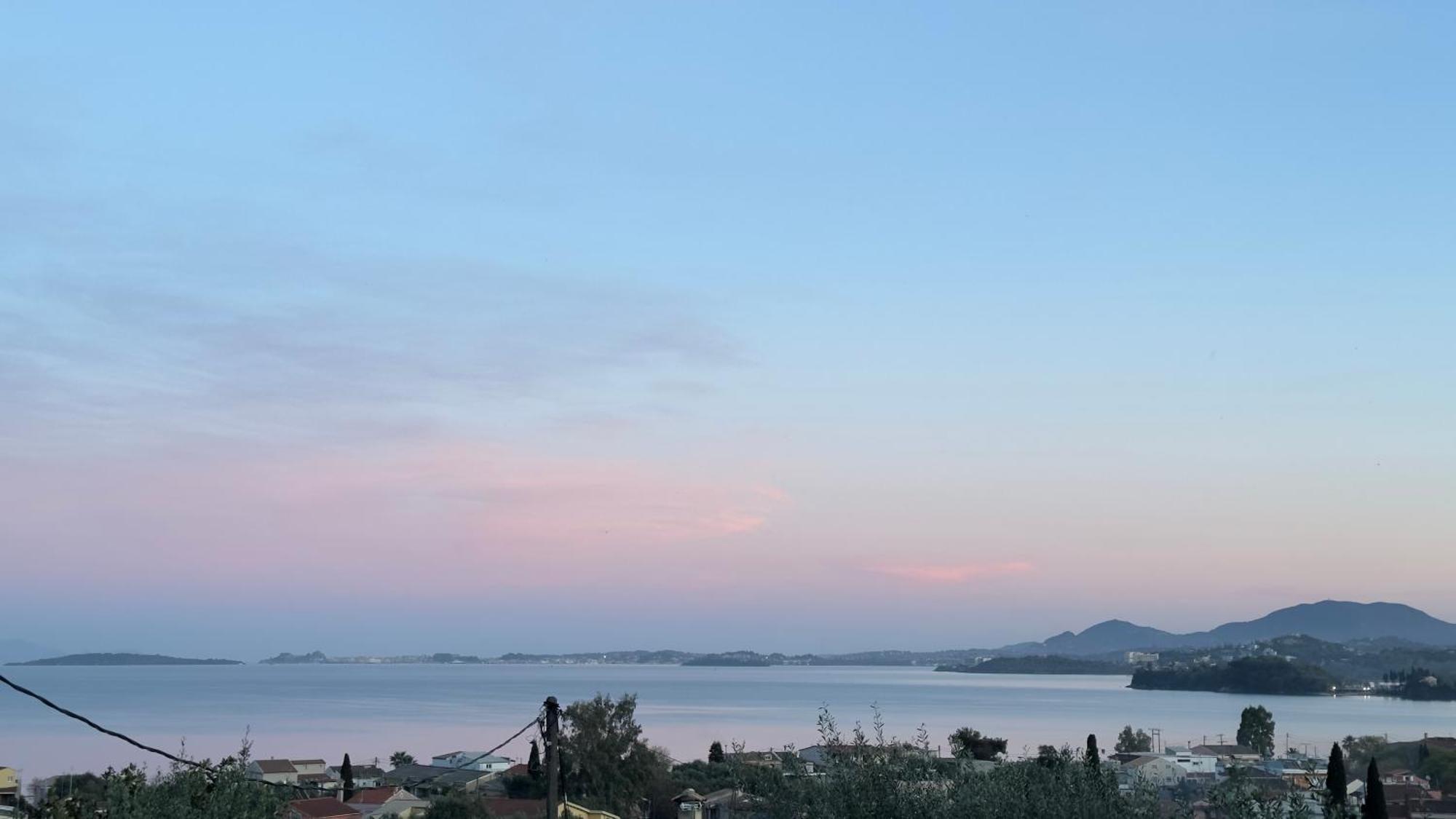 Appartement Olga's Sea View - 500m From Ipsos Pyrgi (Corfu)