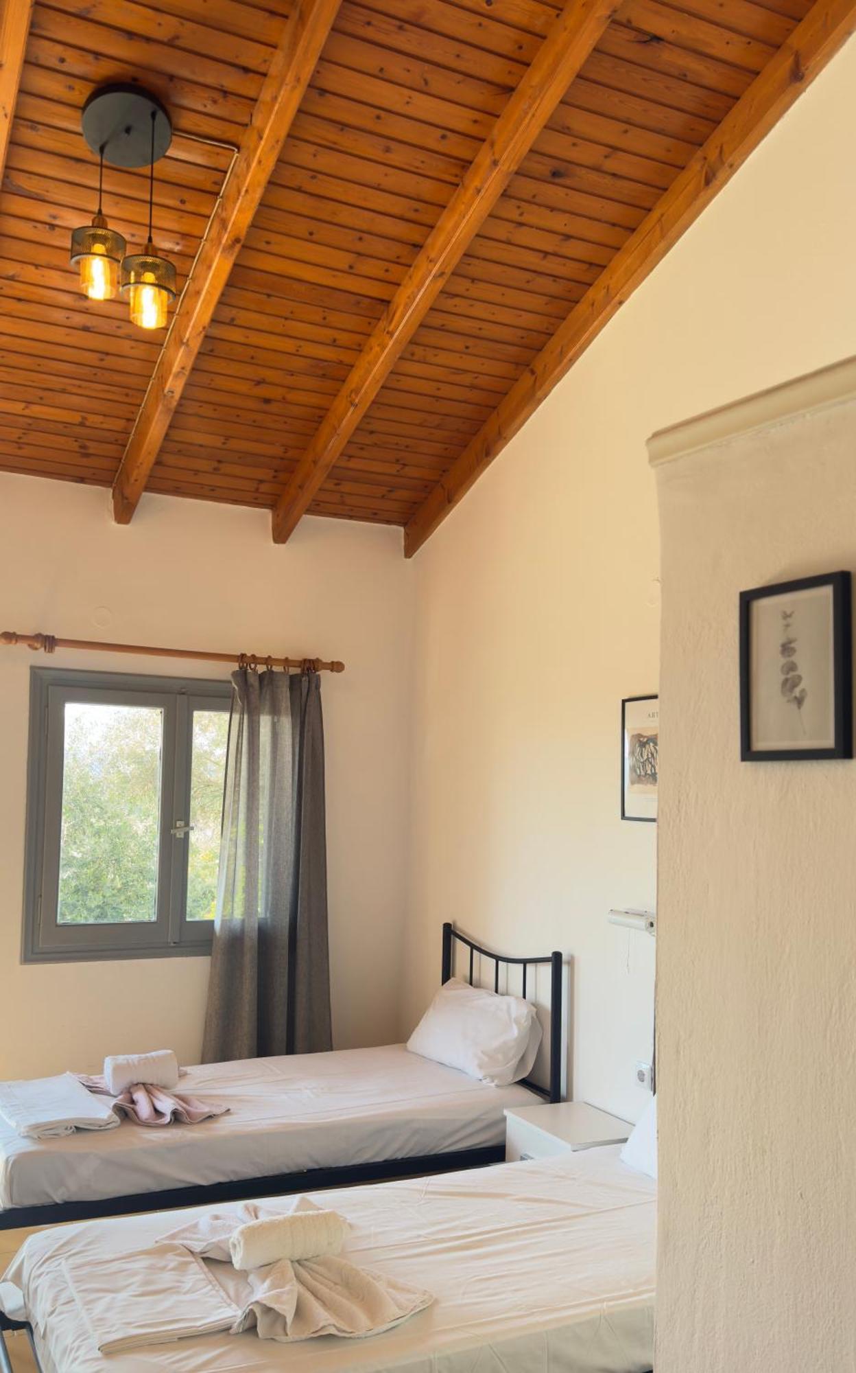 Olga's Sea View - 500m From Ipsos * Pyrgi (Corfu)