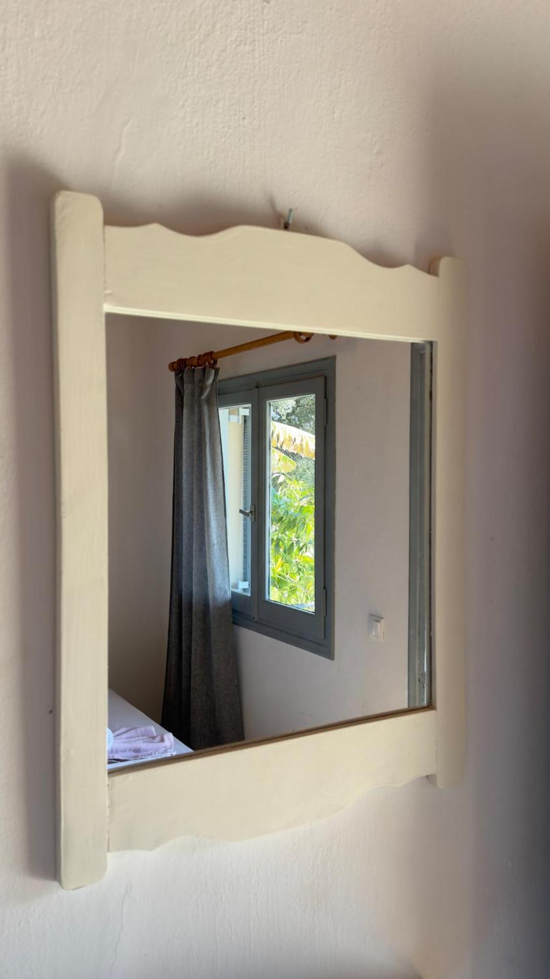 Olga's Sea View - 500m From Ipsos Appartement *